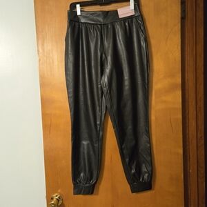 NWT Serra Ladies Faux Leather Jogger Pants Black Size M